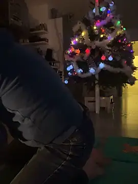 lucboyslam online show from December 14, 6:35 am