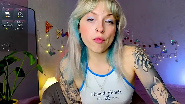 lavenderluxe online show from September 18, 1:02 pm