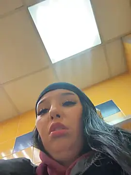 Tisha Busty online show from December 15, 5:10 pm