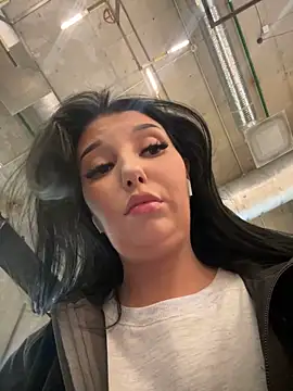 Tisha Busty online show from September 20, 5:47 pm