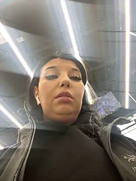 Tisha Busty online show from November 16, 12:22 pm