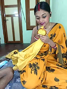 Snapshot of pojahoty chatting on March 7, 10:56 am pojahoty online show from March 7, 10:56 am