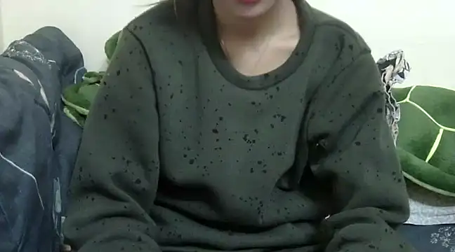 Snapshot of Tiny_lusty chatting on January 25, 1:19 pm Tiny lusty online show from January 25, 1:19 pm