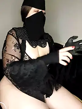 Snapshot of -Arab_milf- chatting on December 24, 8:22 am -Arab milf- online show from December 24, 8:22 am