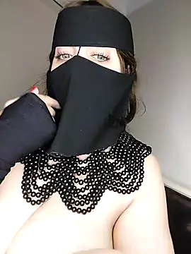 Snapshot of -Arab_milf- chatting on December 31, 8:37 am -Arab milf- online show from December 31, 8:37 am