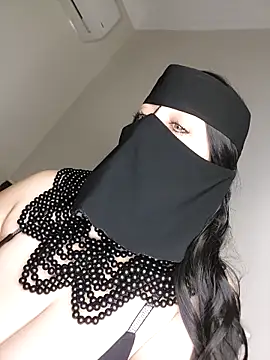 Snapshot of -Arab_milf- chatting on January 27, 8:40 am -Arab milf- online show from January 27, 8:40 am