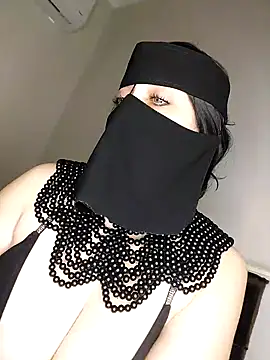 Snapshot of -Arab_milf- chatting on January 29, 12:24 pm -Arab milf- online show from January 29, 12:24 pm