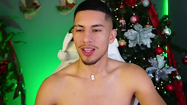 Aaronfox x online show from December 20, 7:22 am