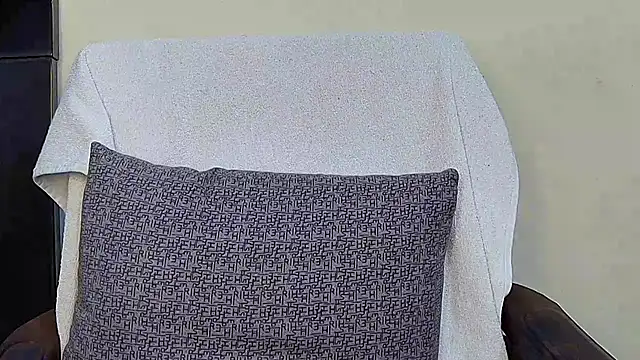 MIss-Naina online show from October 28, 8:18 am