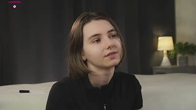 MeghanElson online show from February 17, 1:18 pm