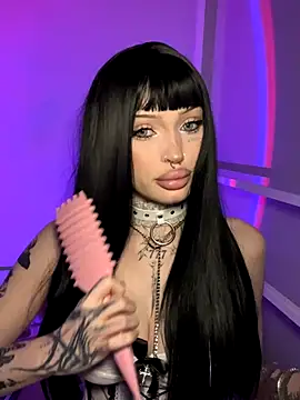 madelinexx online show from November 11, 2:28 pm