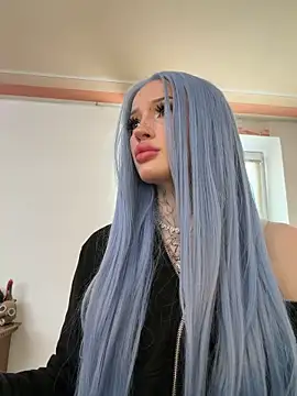 madelinexx online show from March 1, 9:33 am