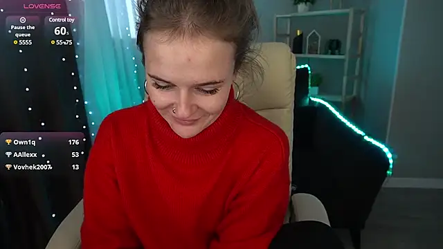 Snapshot of MaribelRiverr_ chatting on December 30, 10:32 am MaribelRiverr online show from December 30, 10:32 am