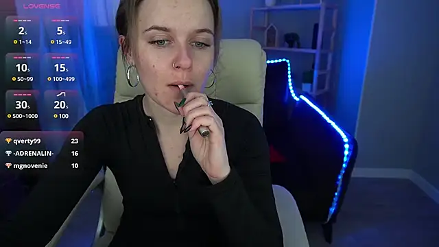 Snapshot of MaribelRiverr_ chatting on January 11, 1:43 pm MaribelRiverr online show from January 11, 1:43 pm