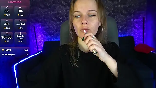 Snapshot of MaribelRiverr_ chatting on January 14, 10:38 am MaribelRiverr online show from January 14, 10:38 am