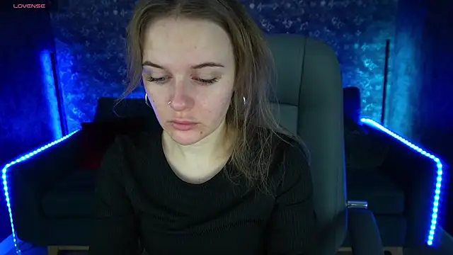 Snapshot of MaribelRiverr_ chatting on January 18, 6:45 am MaribelRiverr online show from January 18, 6:45 am