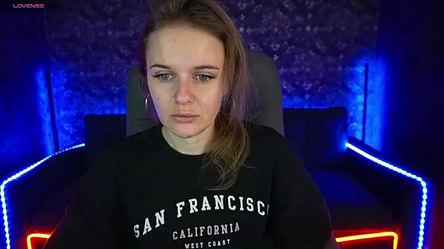 Snapshot of MaribelRiverr_ chatting on January 24, 6:35 am MaribelRiverr online show from January 24, 6:35 am