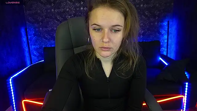 Snapshot of MaribelRiverr_ chatting on January 25, 6:23 am MaribelRiverr online show from January 25, 6:23 am