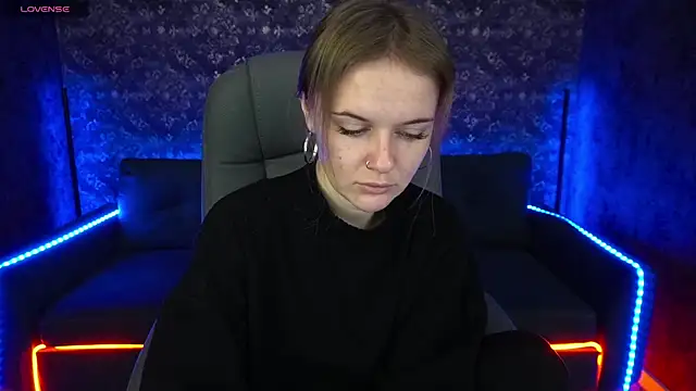 Snapshot of MaribelRiverr_ chatting on January 27, 6:19 am MaribelRiverr online show from January 27, 6:19 am