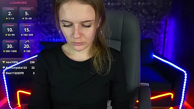 Snapshot of MaribelRiverr_ chatting on January 28, 9:30 am MaribelRiverr online show from January 28, 9:30 am