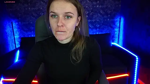 Snapshot of MaribelRiverr_ chatting on February 7, 6:24 am MaribelRiverr online show from February 7, 6:24 am