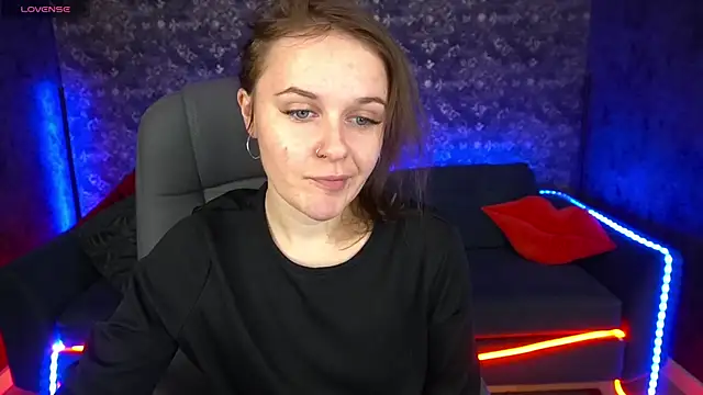 Snapshot of MaribelRiverr_ chatting on February 28, 6:43 am MaribelRiverr online show from February 28, 6:43 am