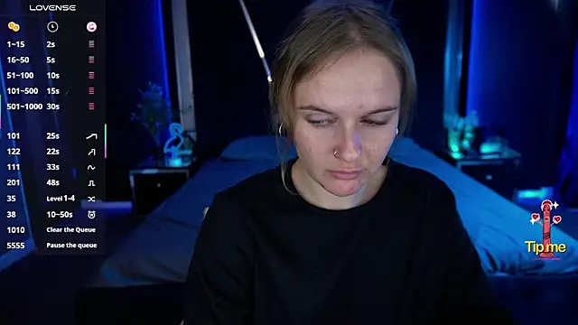 Snapshot of MaribelRiverr_ chatting on September 16, 5:52 am MaribelRiverr online show from September 16, 5:52 am