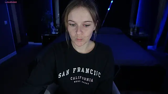 Snapshot of MaribelRiverr_ chatting on September 27, 5:34 am MaribelRiverr online show from September 27, 5:34 am