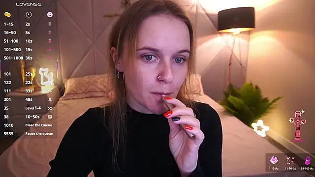 MaribelRiverr  online show from November 10, 6:56 am