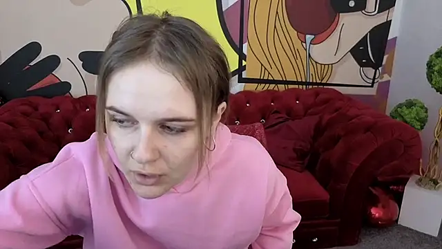 MaribelRiverr  online show from March 15, 6:30 am