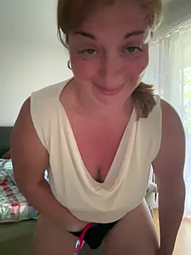 Lombada online show from May 4, 3:52 pm