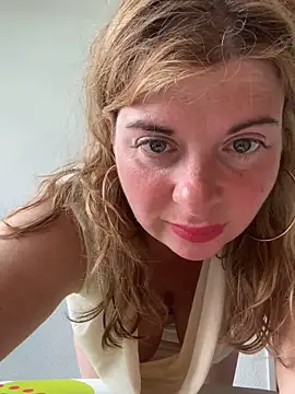 Lombada online show from May 14, 8:32 am