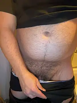 Snapshot of cappo2210 chatting on December 15, 12:40 am cappo2210 online show from December 15, 12:40 am