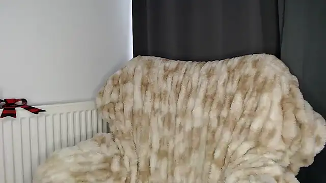 Snapshot of ElizabethAC chatting on October 28, 8:51 am ElizabethAC online show from October 28, 8:51 am