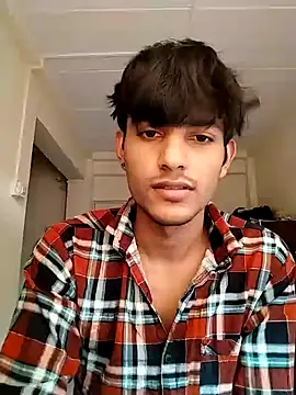 Snapshot of kingkartik7 chatting on January 11, 10:40 am kingkartik7 online show from January 11, 10:40 am