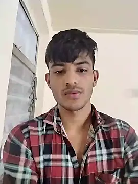 Snapshot of kingkartik7 chatting on February 4, 8:35 am kingkartik7 online show from February 4, 8:35 am