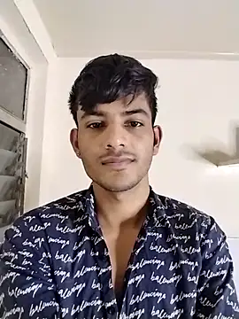 Snapshot of kingkartik7 chatting on February 12, 10:04 pm kingkartik7 online show from February 12, 10:04 pm