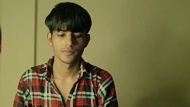 Snapshot of kingkartik7 chatting on March 10, 1:32 pm kingkartik7 online show from March 10, 1:32 pm