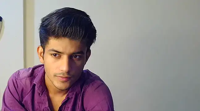 Snapshot of kingkartik7 chatting on March 18, 2:26 pm kingkartik7 online show from March 18, 2:26 pm