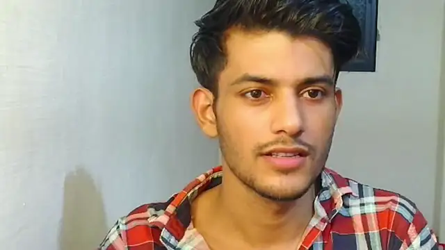 Snapshot of kingkartik7 chatting on October 16, 5:25 pm kingkartik7 online show from October 16, 5:25 pm