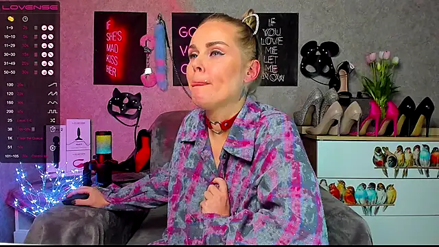 HannaKorsak online show from December 6, 9:24 pm