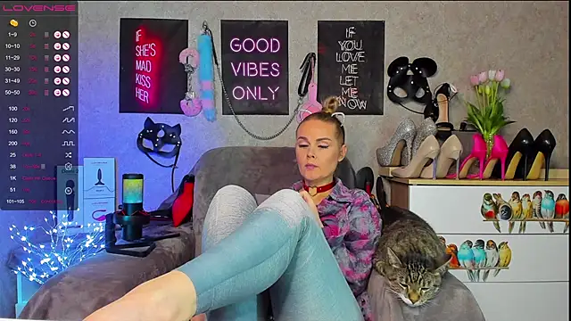 HannaKorsak online show from December 18, 10:02 pm