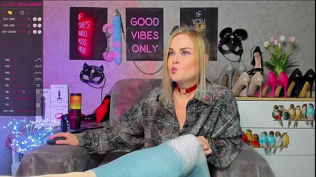 HannaKorsak online show from January 17, 3:43 pm