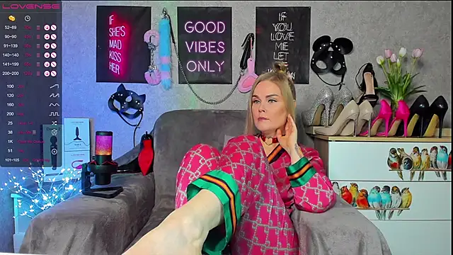 HannaKorsak online show from February 7, 2:04 pm