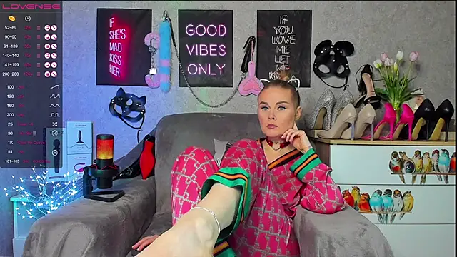 HannaKorsak online show from February 26, 6:43 pm