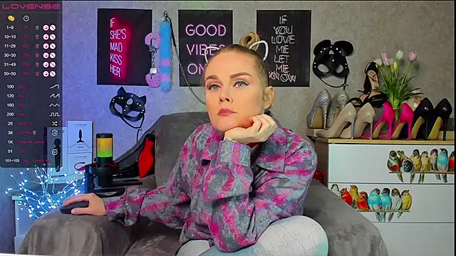 HannaKorsak online show from March 4, 6:29 pm