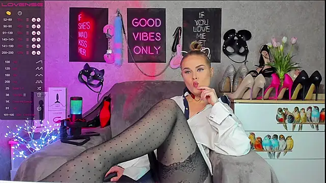 HannaKorsak online show from March 9, 5:17 pm