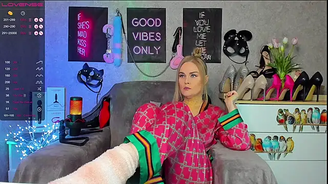 HannaKorsak online show from March 11, 5:46 pm