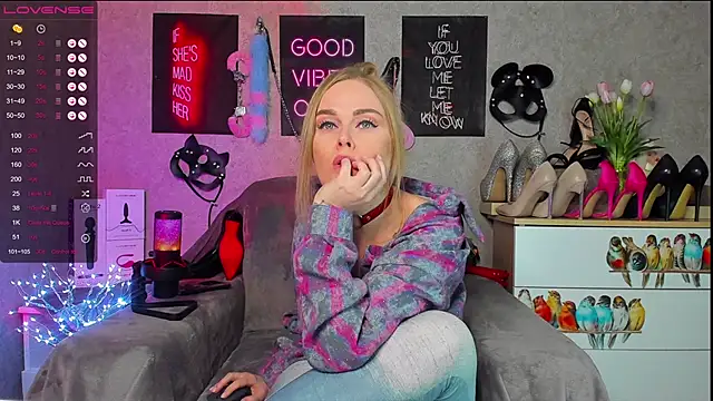 HannaKorsak online show from March 16, 9:26 pm