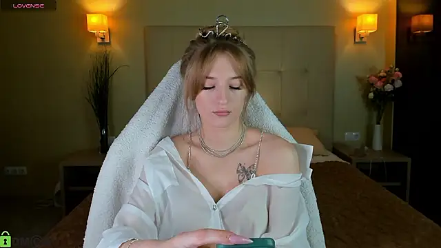 Stacy River online show from February 20, 9:21 am